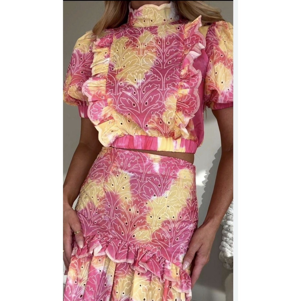 New Elliatt Cowra Set Pink & Yellow Eye-lit Floral Skirt Set Size Medium